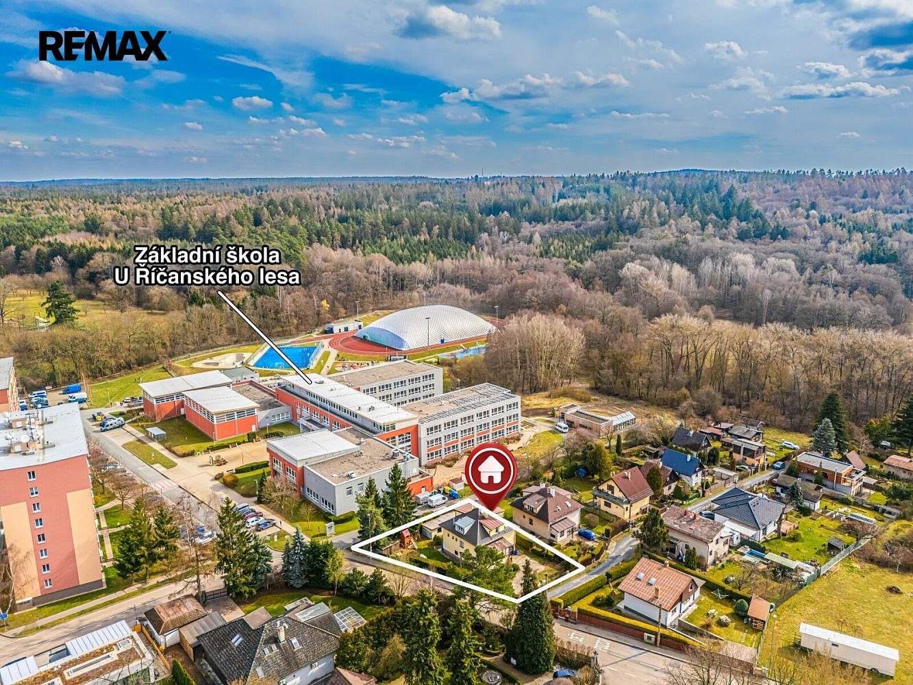 Prodej domu 227 m² s pozemkem 695 m² – fotografie 4
