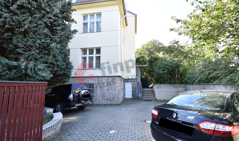 Pronájem kanceláře 136 m², Praha – náhled fotky 3
