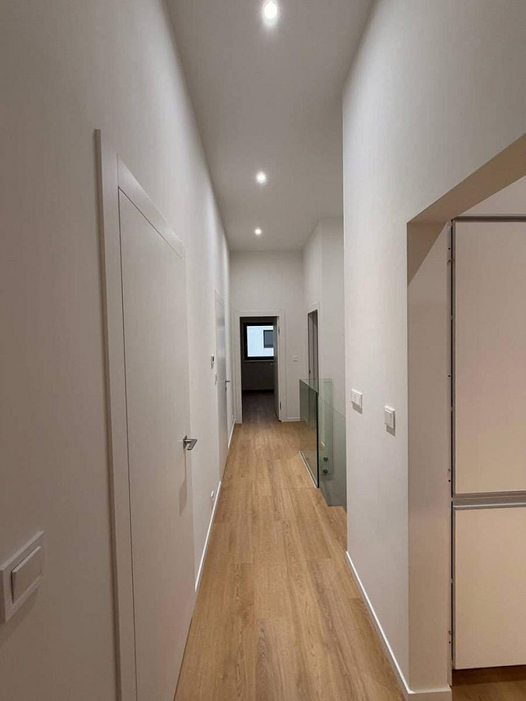Pronájem bytu 3+kk 80 m² — photo 5