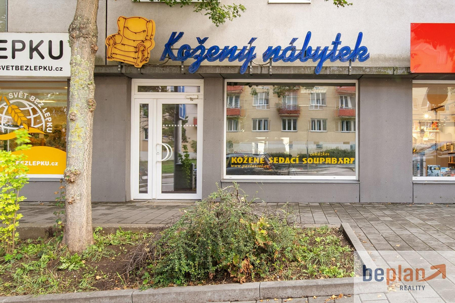 Pronájem obchodních prostor 58 m² – fotografie 3