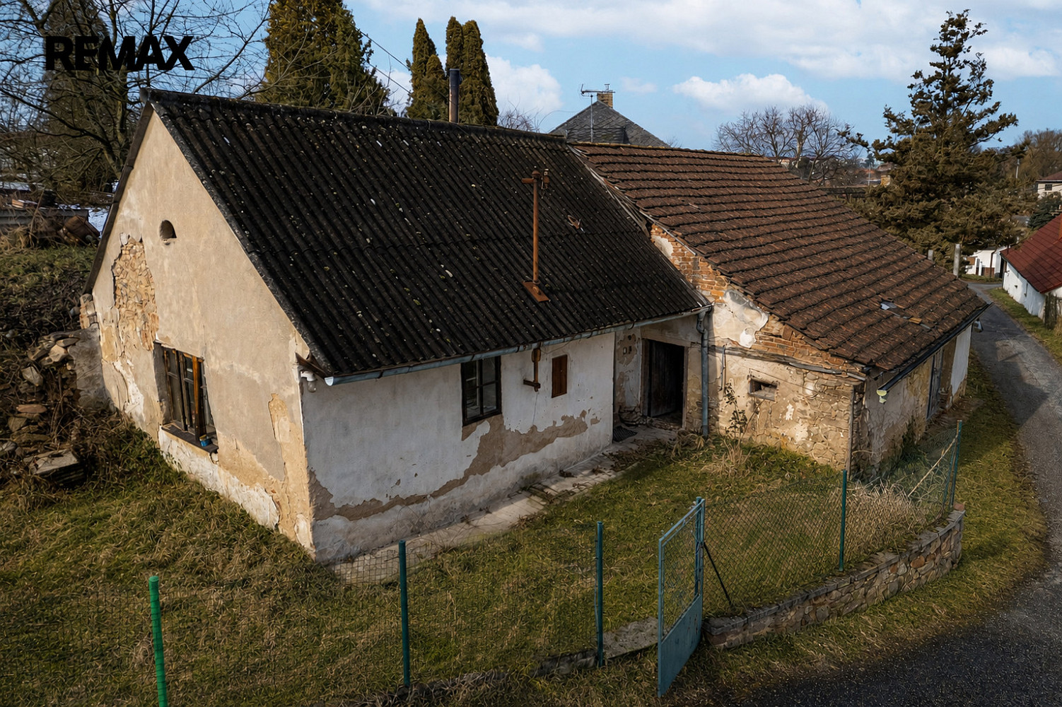 Prodej domu 100 m² s pozemkem 335 m²