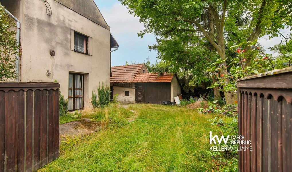 Prodej stavebního pozemku 591 m², Čečelice – náhled fotky 3