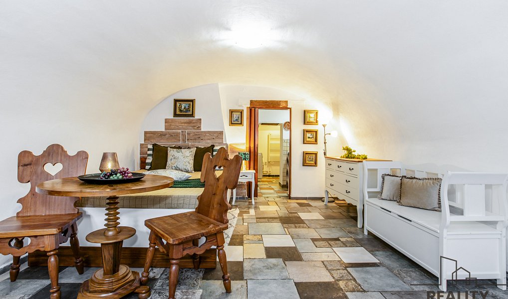 Prodej ubytovacího objektu 220 m², Český Krumlov – náhled fotky 8