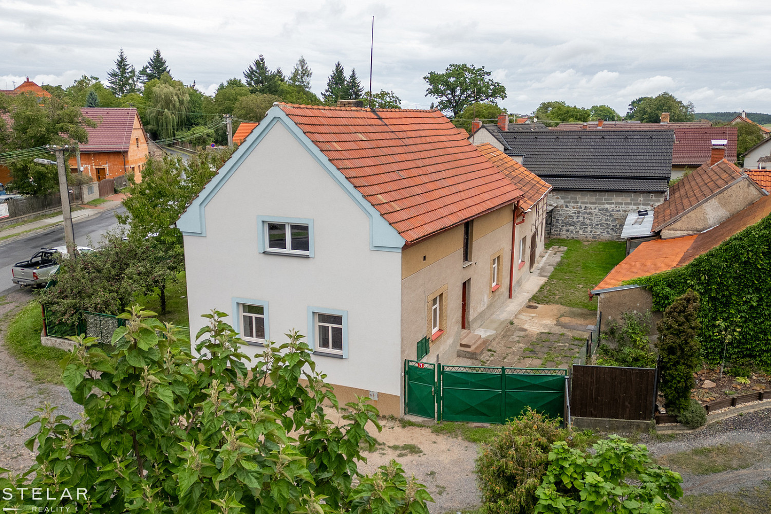 Prodej domu 180 m² s pozemkem 668 m² – pohled 2