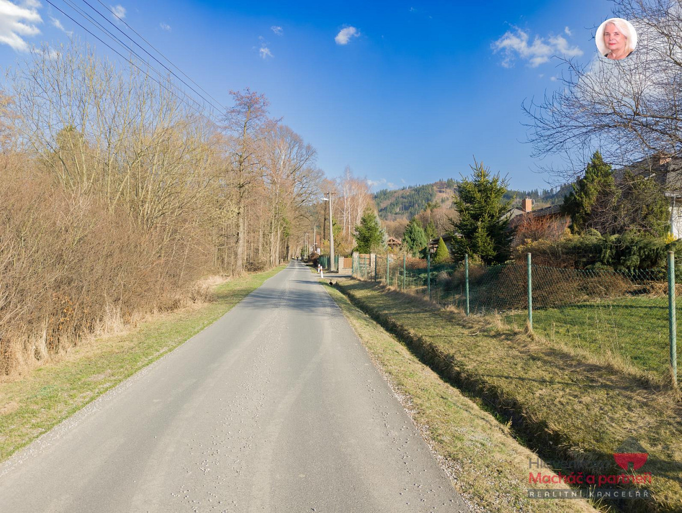 Prodej stavebního pozemku 2 348 m² – pohled 5