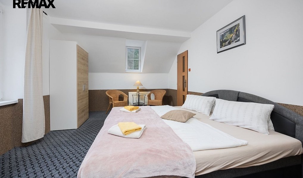 Prodej ubytovacího objektu 435 m², Hřensko – náhled fotky 4