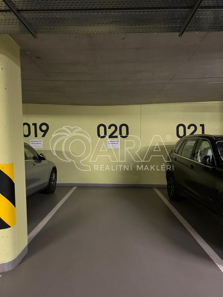 Prodej garážového stání 13 m2 Baarova, Praha 4 Michle – fotografie 2