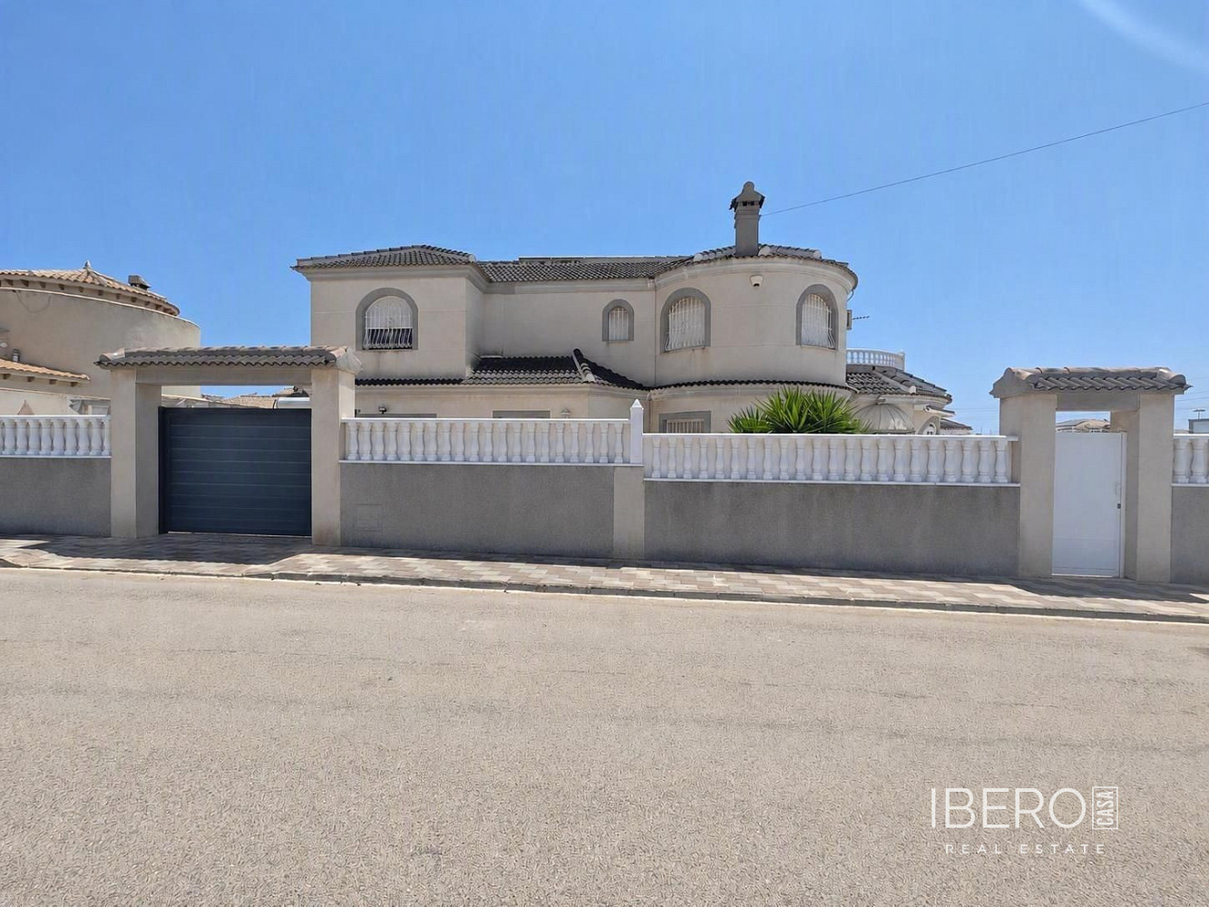 Prodej domu 235 m² s pozemkem 891 m²