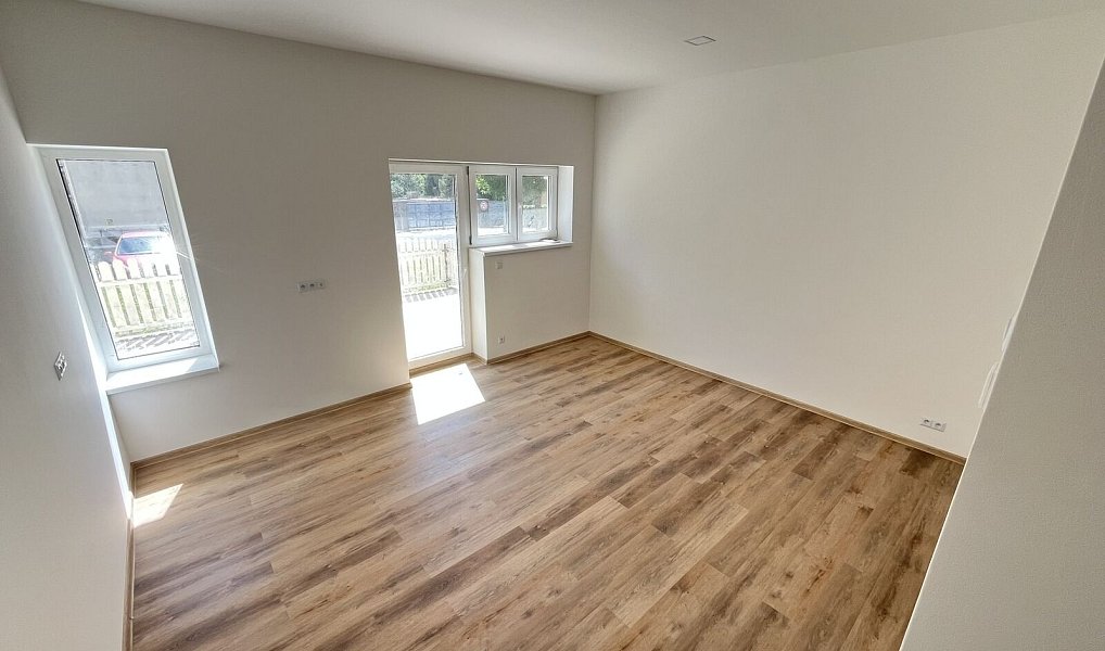 Pronájem bytu 1+kk 34 m², Rožnov pod Radhoštěm – náhled fotky 4