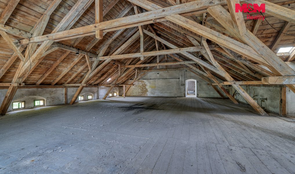 Prodej výrobních prostor 8 700 m², Kynšperk nad Ohří – náhled fotky 30