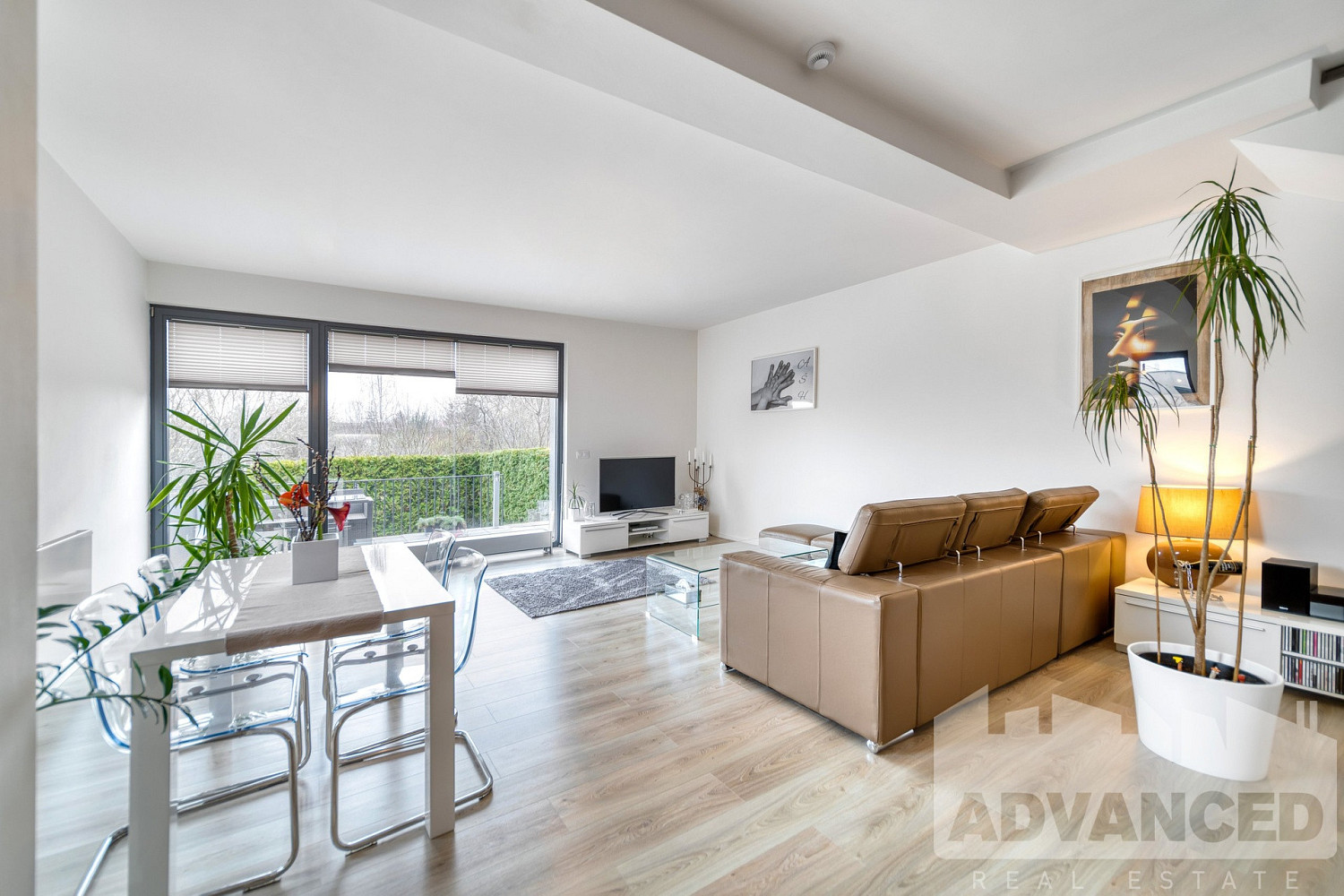 Prodej domu 120 m² s pozemkem 57 m² – fotografie 2