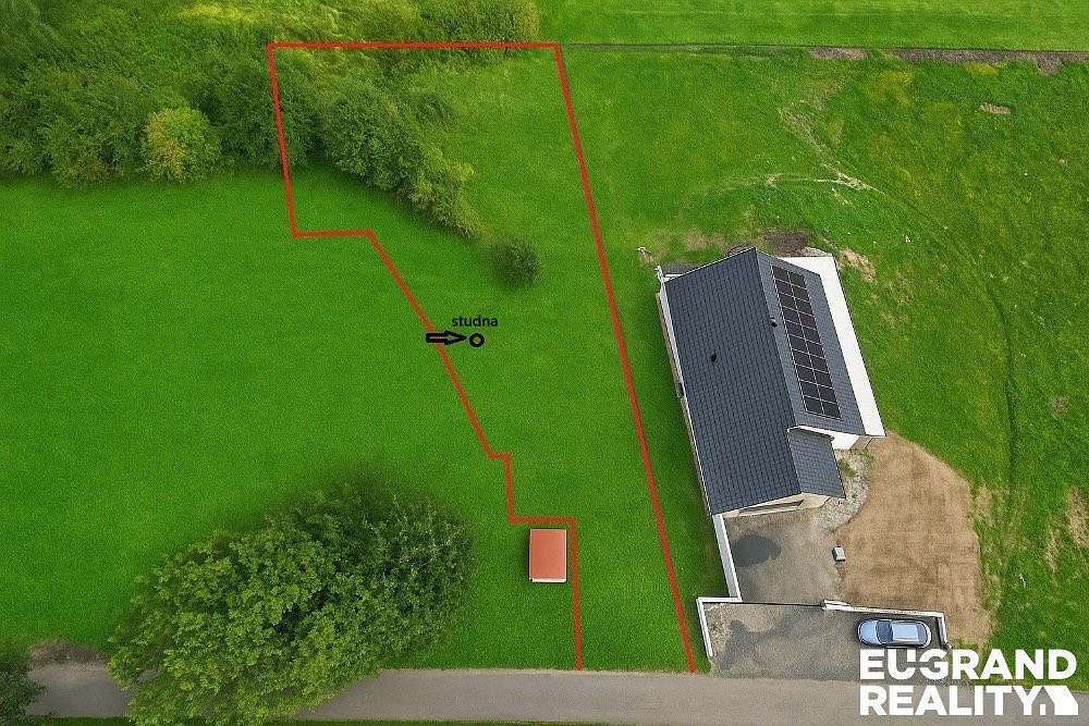 Prodej stavebního pozemku 1 470 m² – fotografie 3