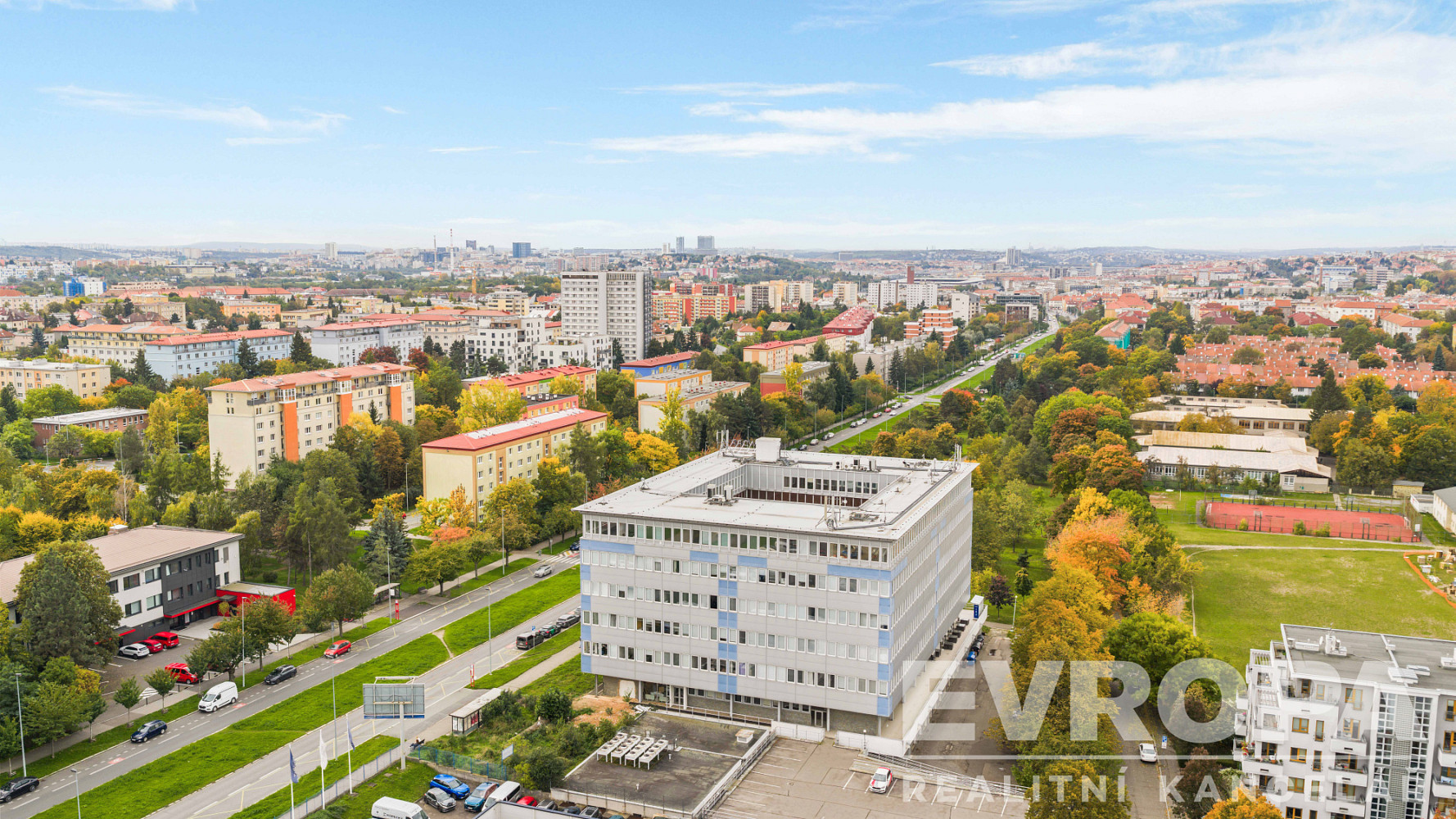 Pronájem obchodních prostor 112 m² – fotografie 5