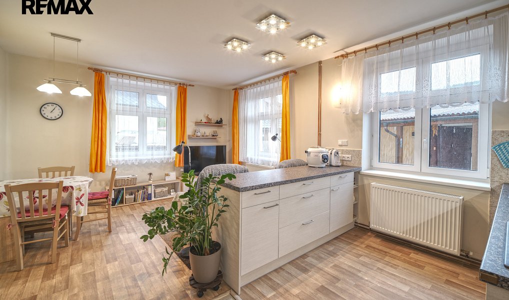 Prodej domu 152 m² s pozemkem 518 m², Nýrsko – náhled fotky 4