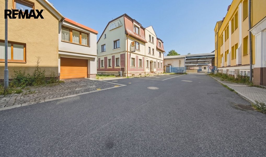Prodej domu 470 m² s pozemkem 464 m², Nový Bor – náhled fotky 49