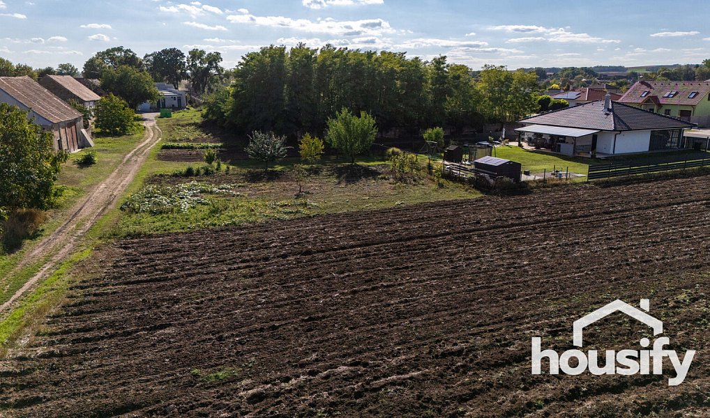 Prodej stavebního pozemku 873 m², Hostěradice – náhled fotky 7