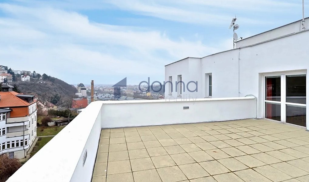 Pronájem domu 839 m² s pozemkem 1 299 m², Praha – náhled fotky 11