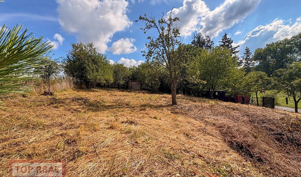 Prodej stavebního pozemku 1 260 m², Kroměříž – náhled fotky 2