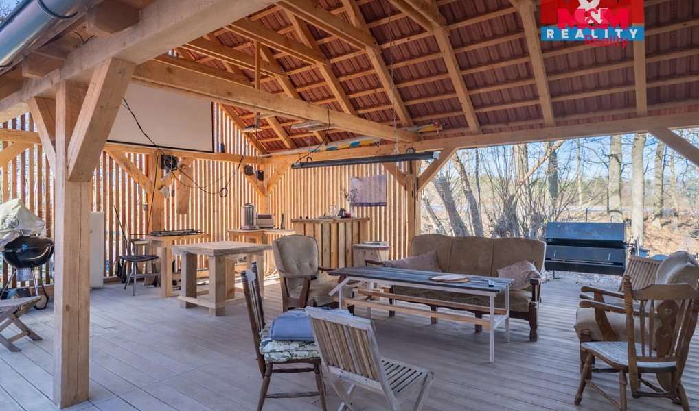 Prodej domu 429 m² s pozemkem 6 550 m², Jílovice – náhled fotky 9