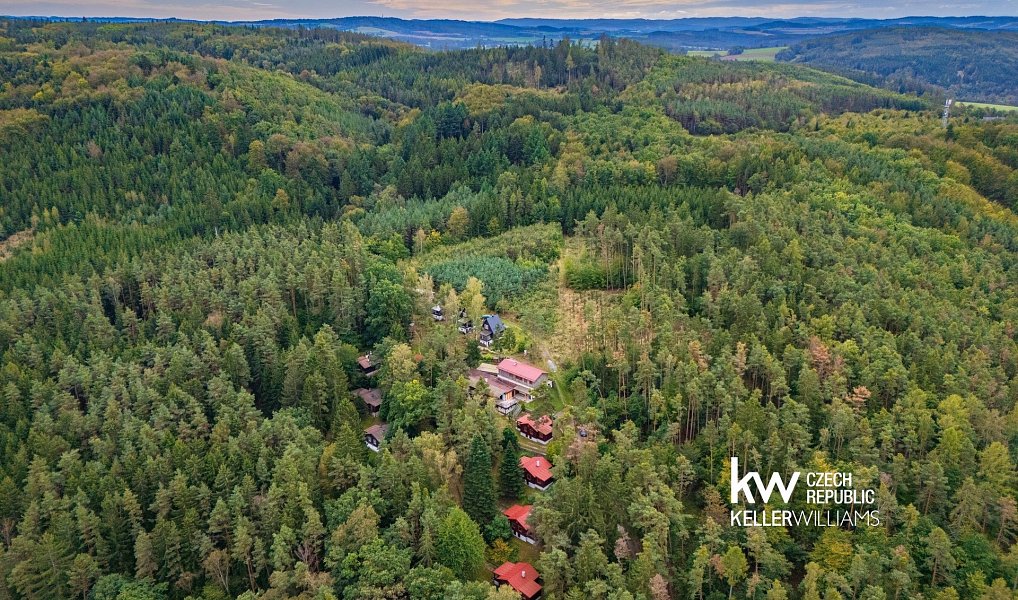 Prodej ubytovacího objektu 655 m², Křečovice – náhled fotky 2