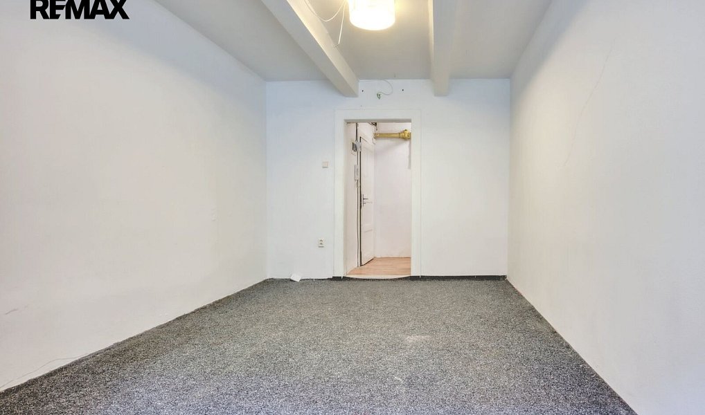 Prodej bytu 2+kk 57 m², Praha – náhled fotky 9