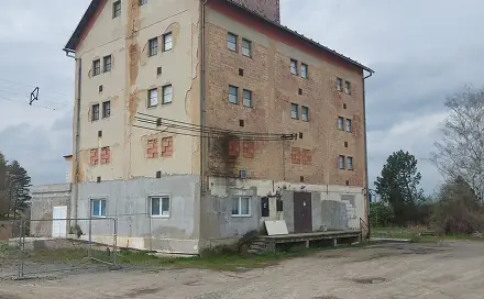 Prodej komerčního objektu (jiného typu) 2 771 m², Uničov, okres Olomouc