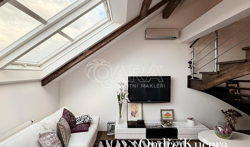 Prodej bytu 3+kk 122 m², Praha – náhled fotky 9