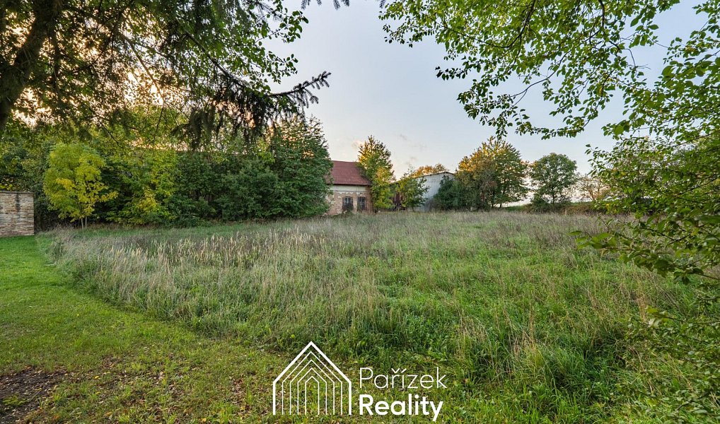 Prodej stavebního pozemku 2 228 m², Nahořany – náhled fotky 2
