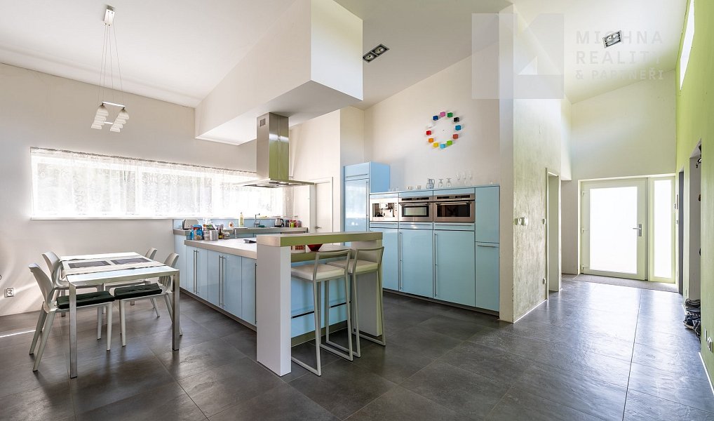 Prodej domu 221 m² s pozemkem 4 496 m², Žernovník – náhled fotky 7