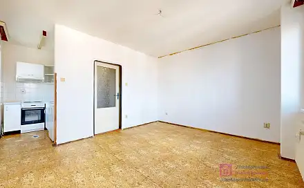Prodej bytu 1+kk 32 m², Nádražní, Břeclav - Poštorná