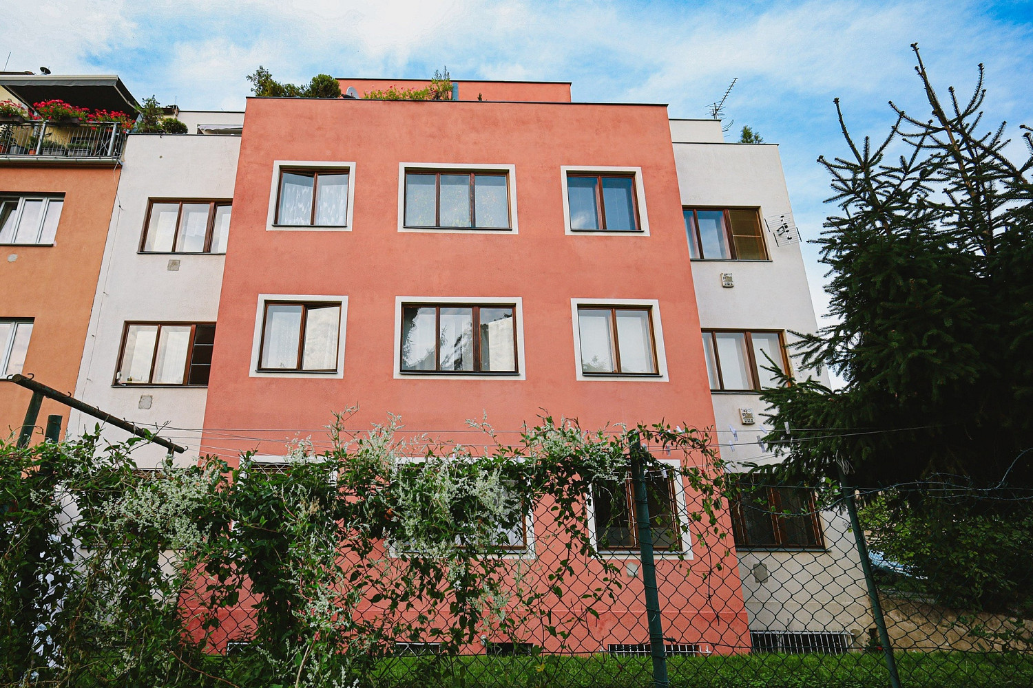 Prodej bytu 2+kk 47 m² — photo 2