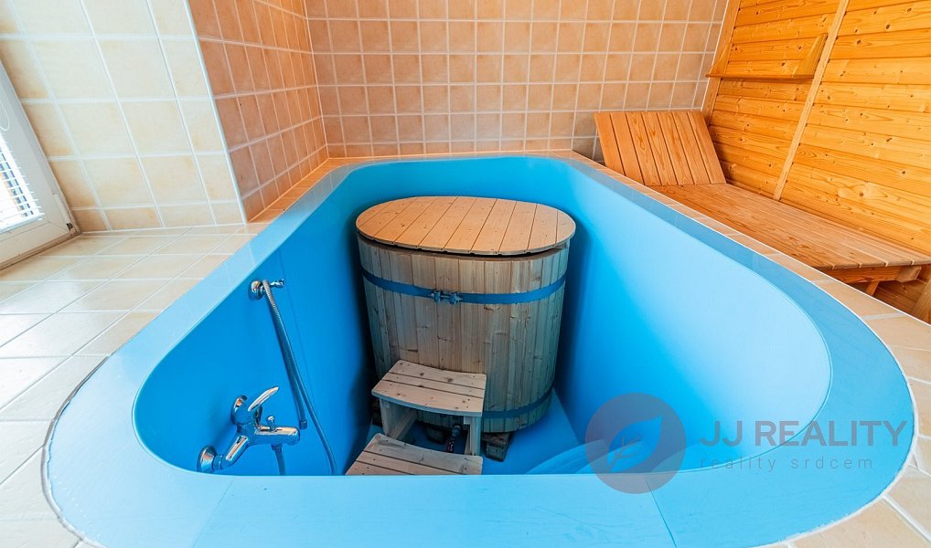 Prodej domu 271 m² s pozemkem 775 m², Šťáhlavy – náhled fotky 9