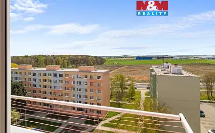 Prodej bytu 2+kk 40 m², Na růžovém poli, Kladno - Kročehlavy