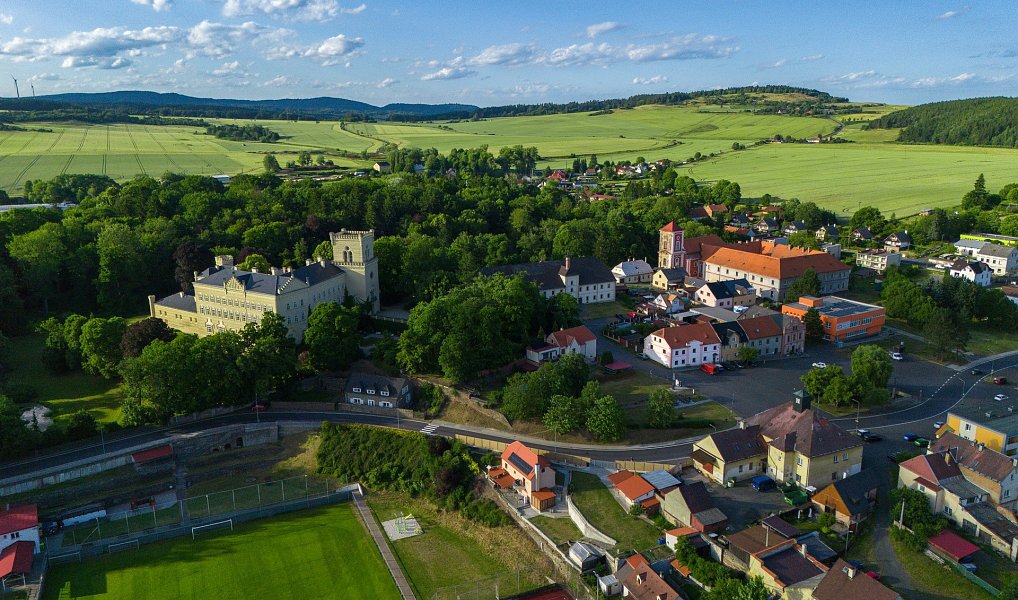 Prodej domu 322 m² s pozemkem 445 m², Chyše – náhled fotky 23