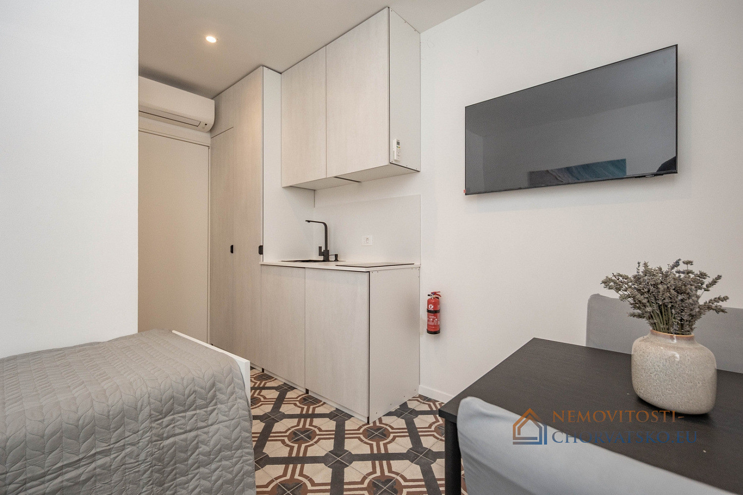 Pronájem bytu 1+kk 25 m², Rijeka