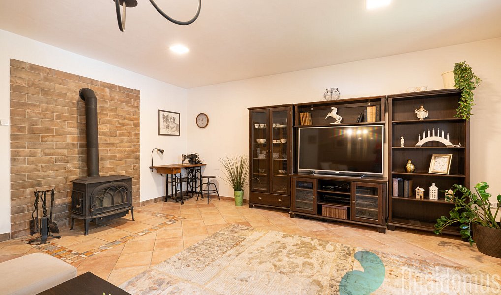 Prodej chaty/chalupy 295 m² s pozemkem 3 066 m², Benešov nad Černou – náhled fotky 8