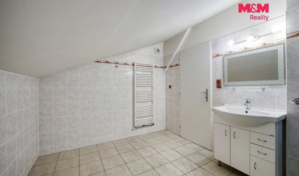 Prodej výrobních prostor 152 m², Bohy – náhled fotky 22