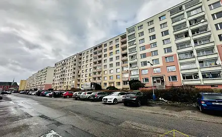 Prodej bytu 1+1 35 m², Antala Staška, Teplice - Trnovany