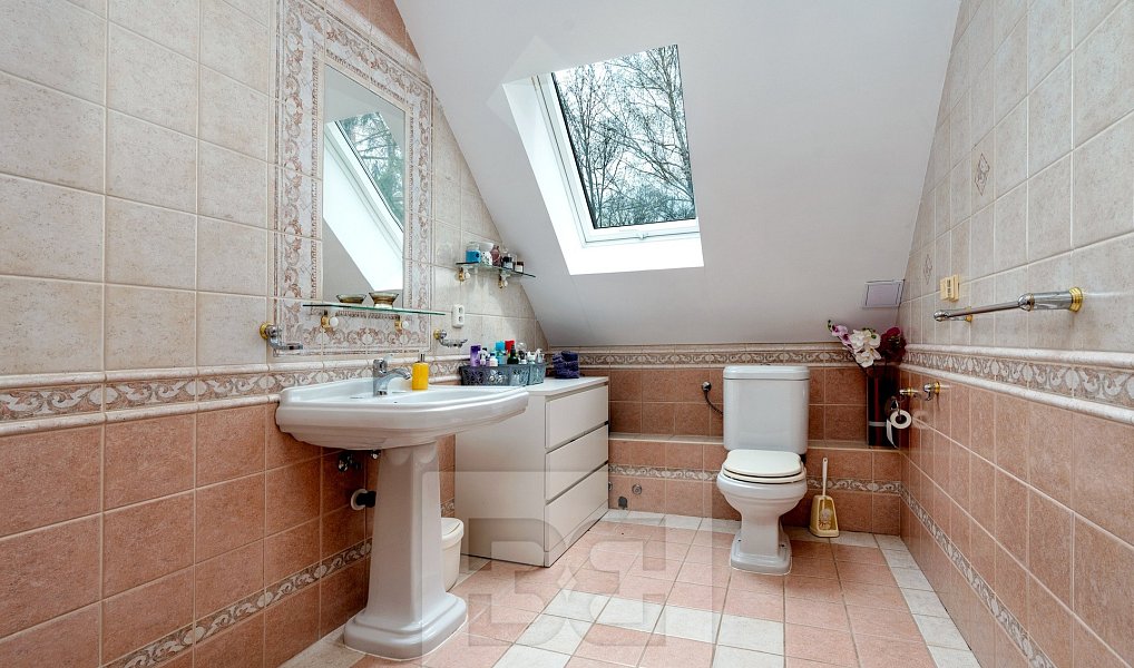 Prodej domu 170 m² s pozemkem 1 332 m², Kunice – náhled fotky 25