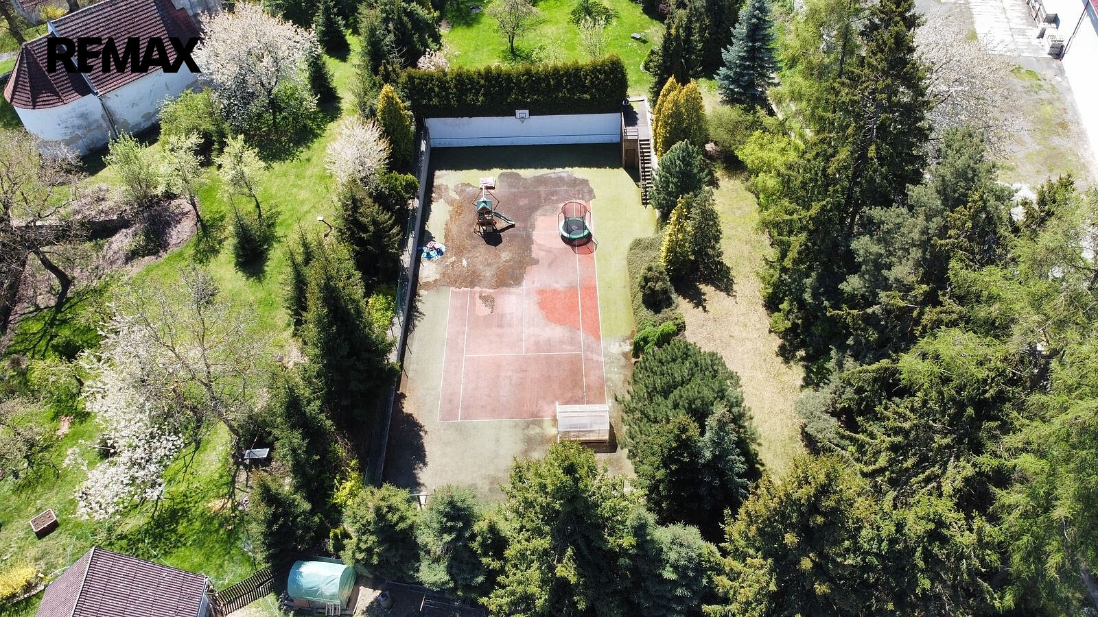Prodej stavebního pozemku 1 615 m² – fotografie 2