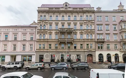 Prodej komerčního objektu (jiného typu) 450 m², Karlínské náměstí, Praha 8 - Karlín