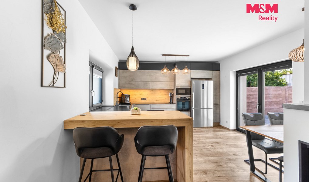 Prodej domu 190 m² s pozemkem 573 m², Lázně Toušeň – náhled fotky 4