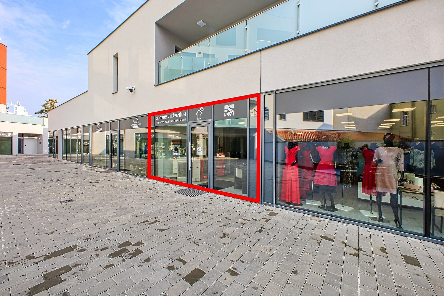 Pronájem obchodních prostor 69 m²