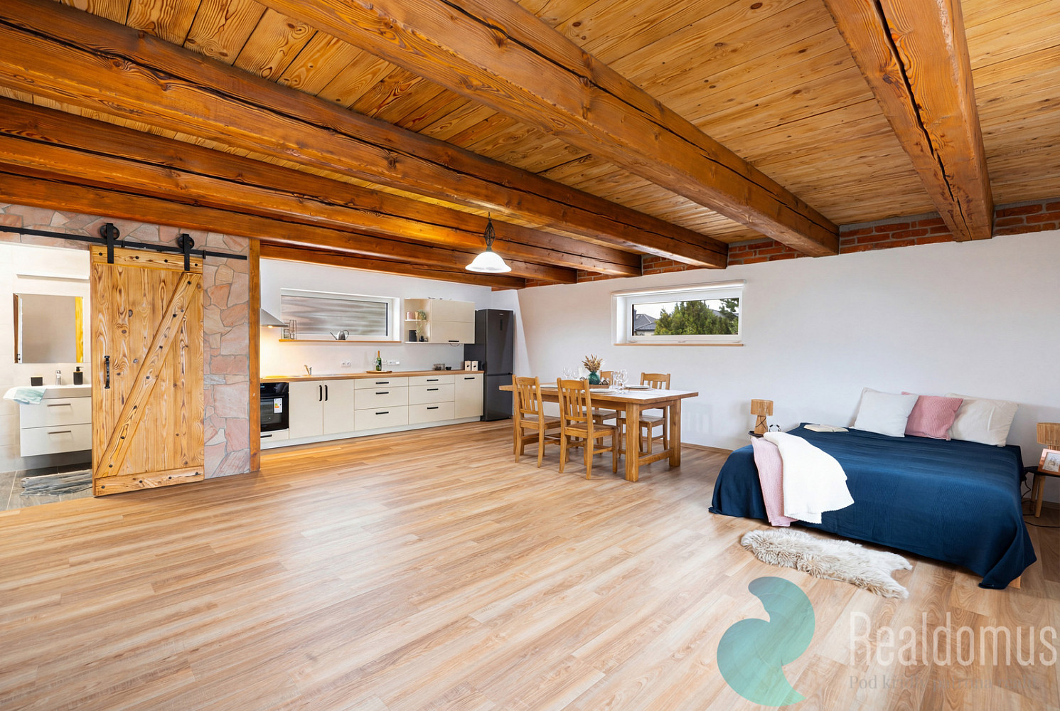 Pronájem bytu 1+kk 53 m² – další