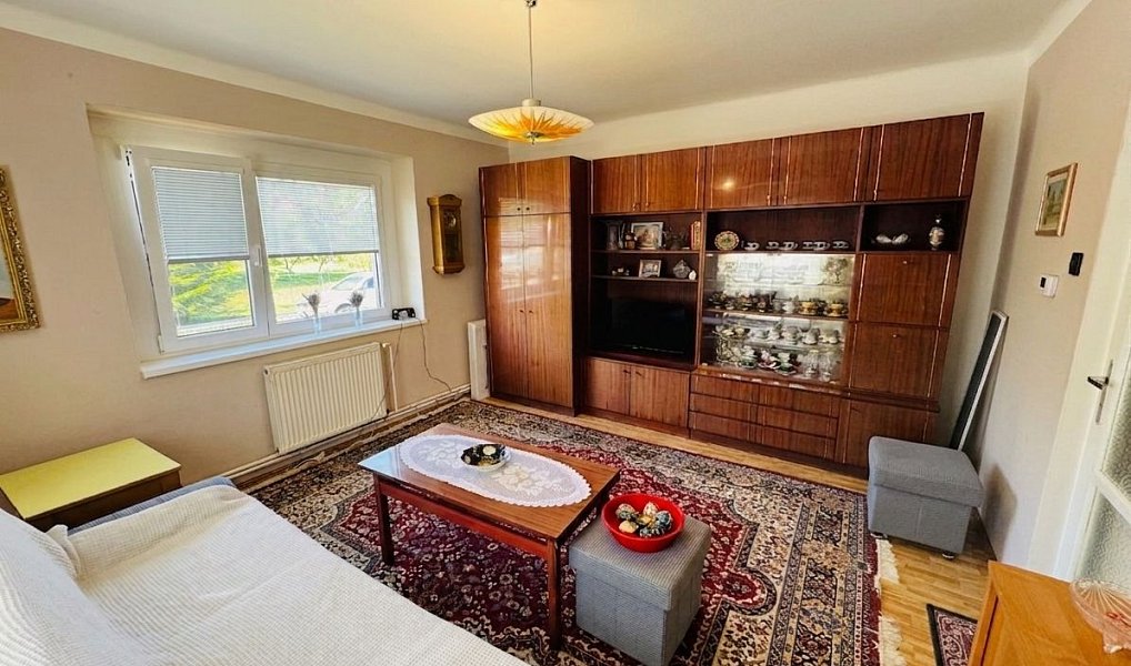 Prodej domu 240 m² s pozemkem 1 207 m², Ostřešany – náhled fotky 5