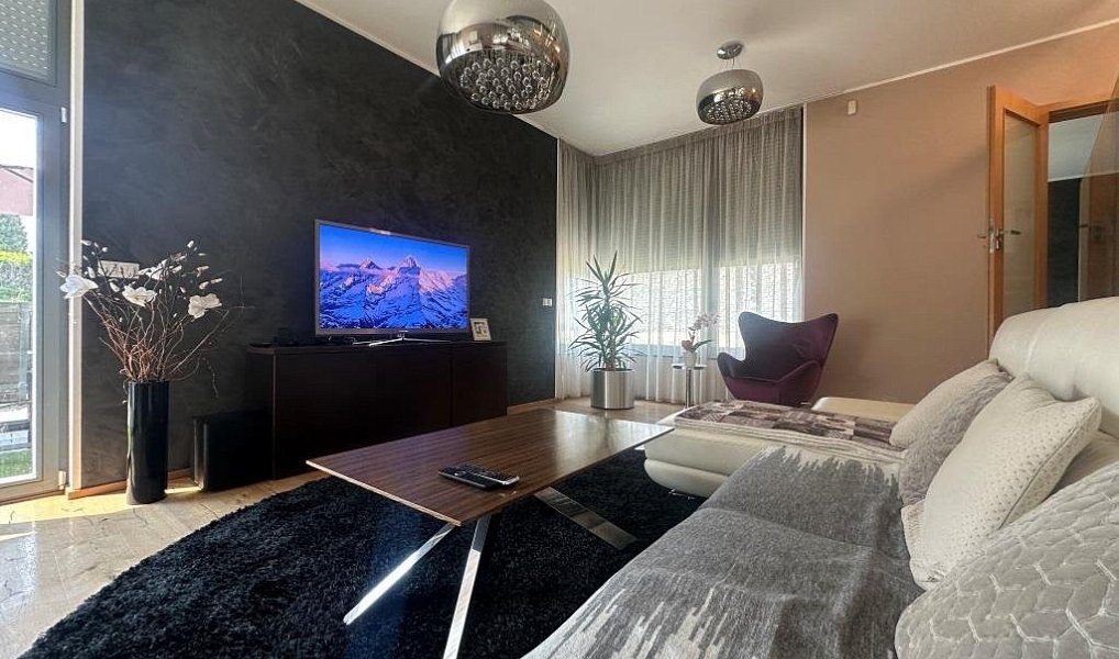 Prodej domu 216 m² s pozemkem 479 m², Praha – náhled fotky 6