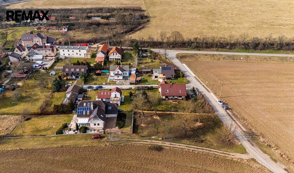 Prodej stavebního pozemku 1 045 m², Vonoklasy – náhled fotky 12