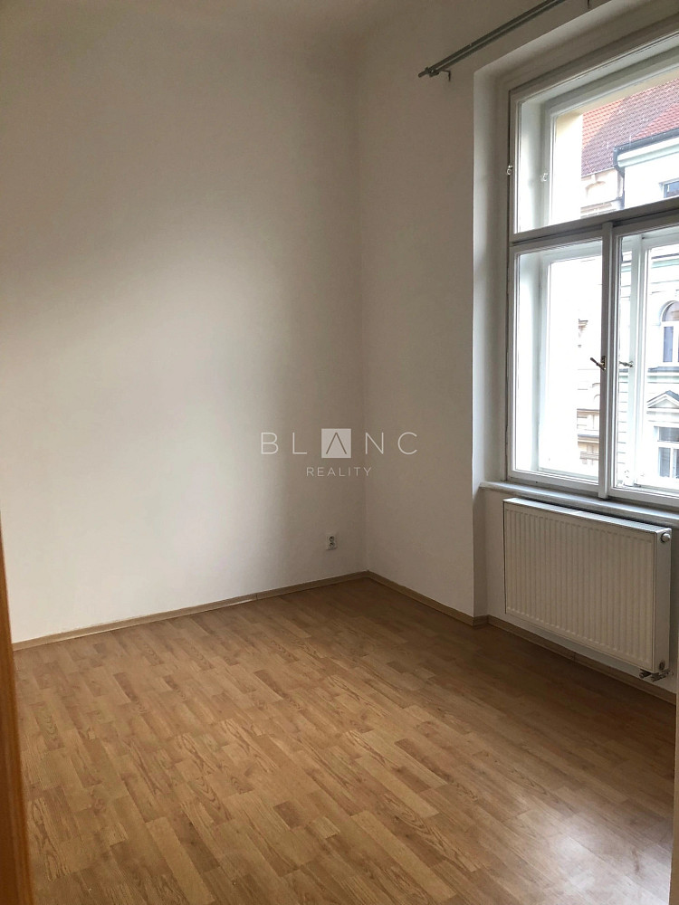 Pronájem bytu 2+1 68 m² – fotografie 4