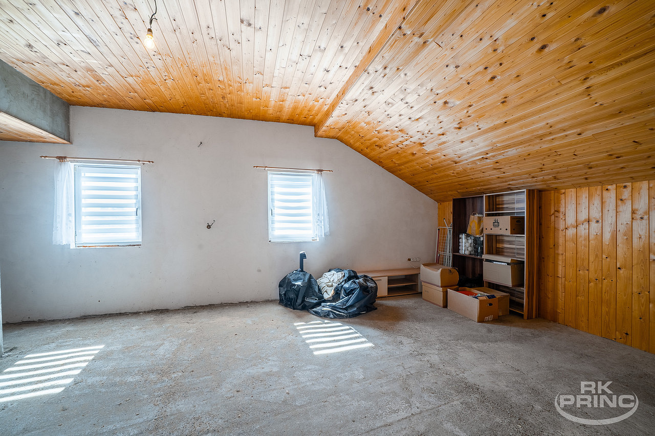 Prodej domu 240 m² s pozemkem 1 032 m² – fotografie 5
