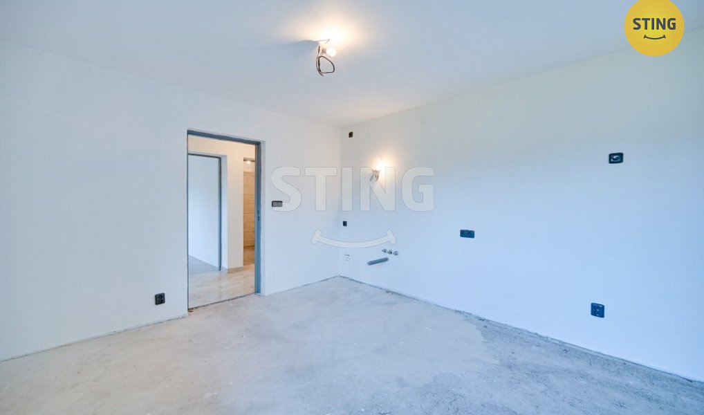 Prodej domu 270 m² s pozemkem 615 m², Strachotín – náhled fotky 19